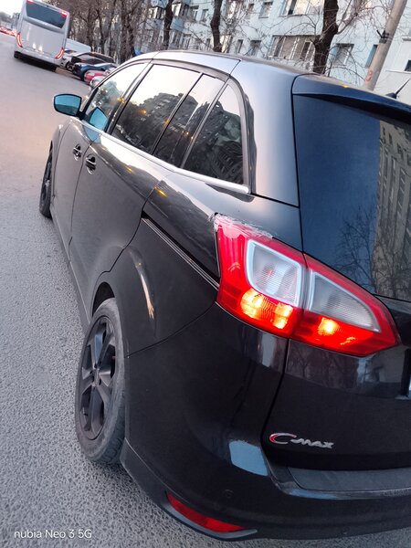 Ford C-Max Grand